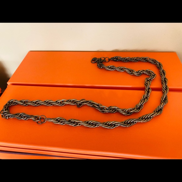 Gold/Bronze Chain Necklace + Knot necklace - Picture 4 of 6